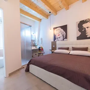  Apartment Dolce Rame Ortigia Italy